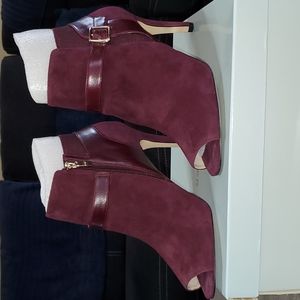 New Marc Fisher SHIMMEE 9M Burgundy